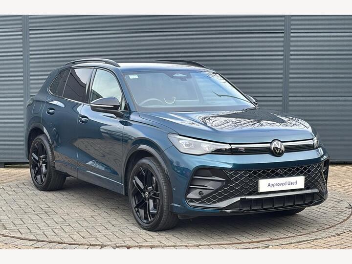 Volkswagen Tiguan 2.0 TDI R-Line DSG Euro 6 (s/s) 5dr