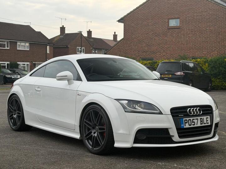 Audi TT 2.0 TDI Black Edition S Tronic Quattro Euro 5 3dr
