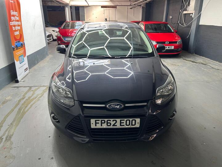 Ford Focus 1.6 TDCi Zetec Euro 5 (s/s) 5dr