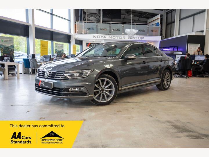Volkswagen PASSAT 2.0 TDI BlueMotion Tech R-Line Euro 6 (s/s) 4dr