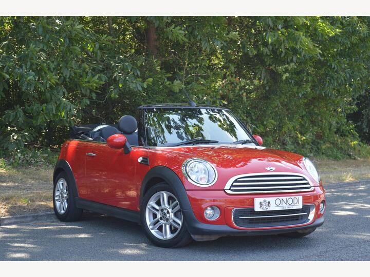 MINI Convertible 1.6 Cooper Euro 5 (s/s) 2dr
