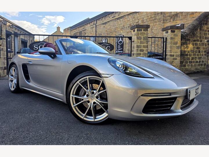 Porsche 718 Boxster 2.0T PDK Euro 6 (s/s) 2dr Porsche 718 Boxster 2.0T PDK Euro 6 (s/s) 2dr