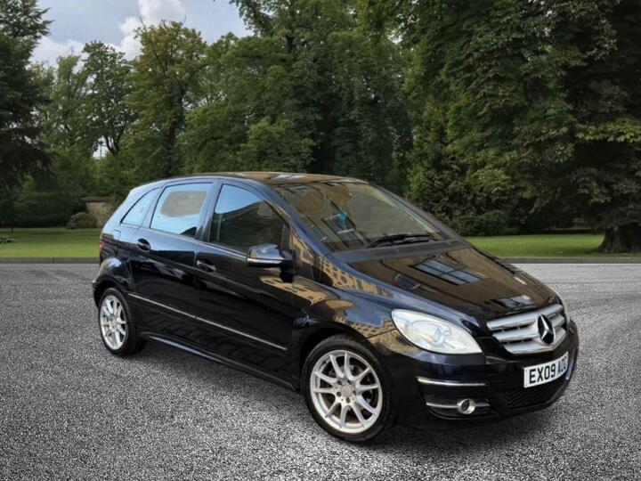 Mercedes-Benz B Class 1.5 B150 Sport Autotronic 5dr Mercedes-Benz B Class 1.5 B150 Sport Autotronic 5dr
