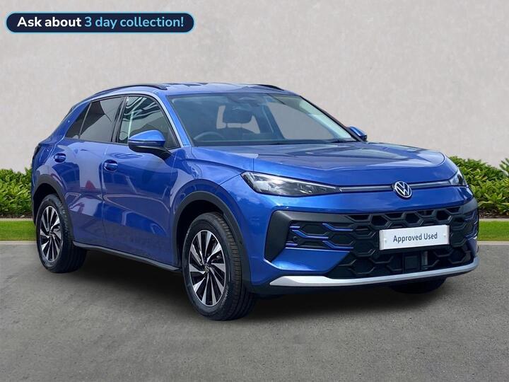 Volkswagen T-ROC VOLKSWAGEN New T-Roc Life 1.5 ETSI 150 PS 7-speed DSG 5 Door Volkswagen T-ROC VOLKSWAGEN New T-Roc Life 1.5 ETSI 150 PS 7-speed DSG 5 Door