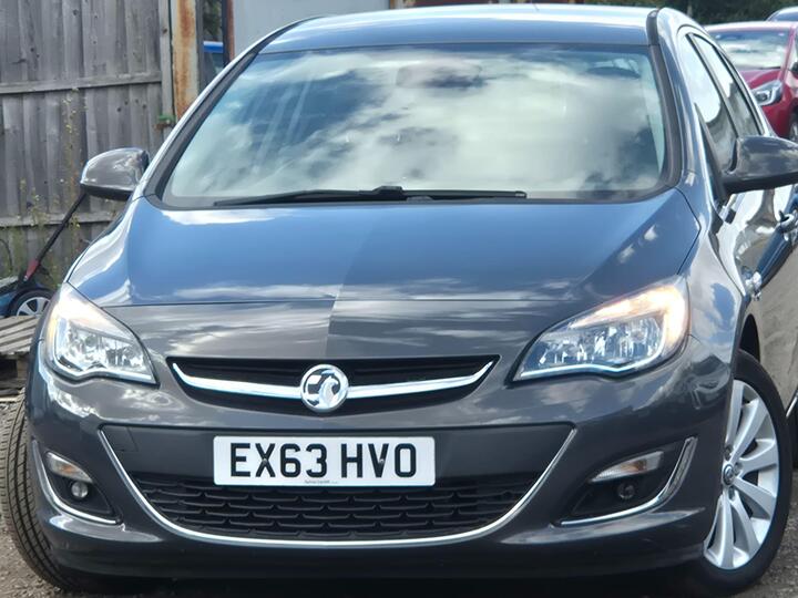 Vauxhall Astra 1.6 16v SE Euro 5 5dr