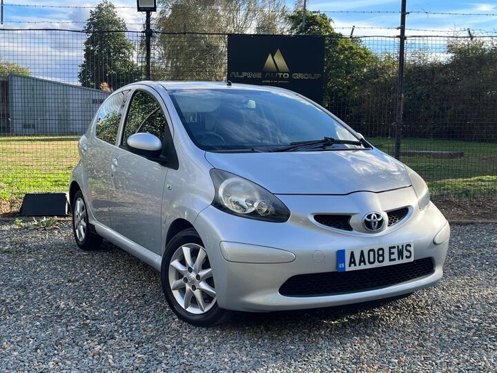 Toyota AYGO 1.0 VVT-i Platinum Euro 4 5dr