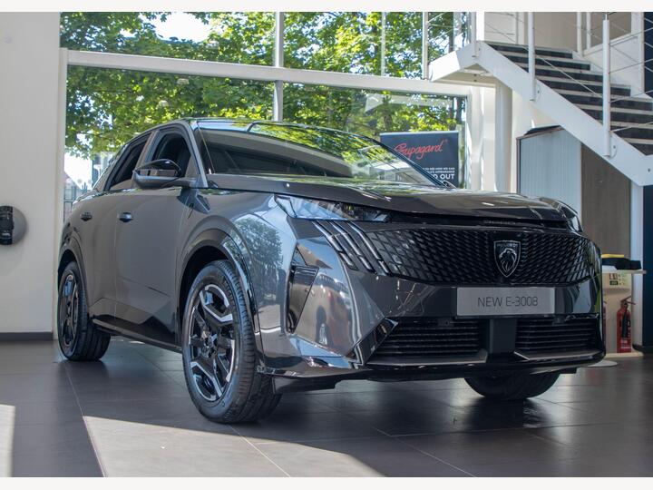 Peugeot E-3008 73kWh GT Auto 5dr