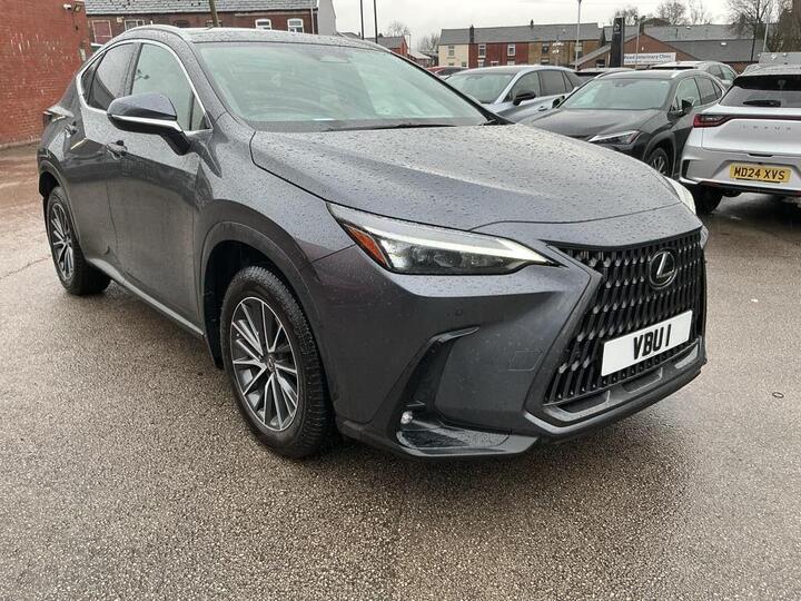 Lexus NX 2.5 350h Premium E-CVT FWD Euro 6 (s/s) 5dr