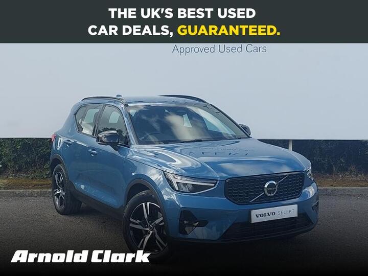 Volvo XC40 2.0 B3 MHEV Plus Dark DCT Auto Euro 6 (s/s) 5dr