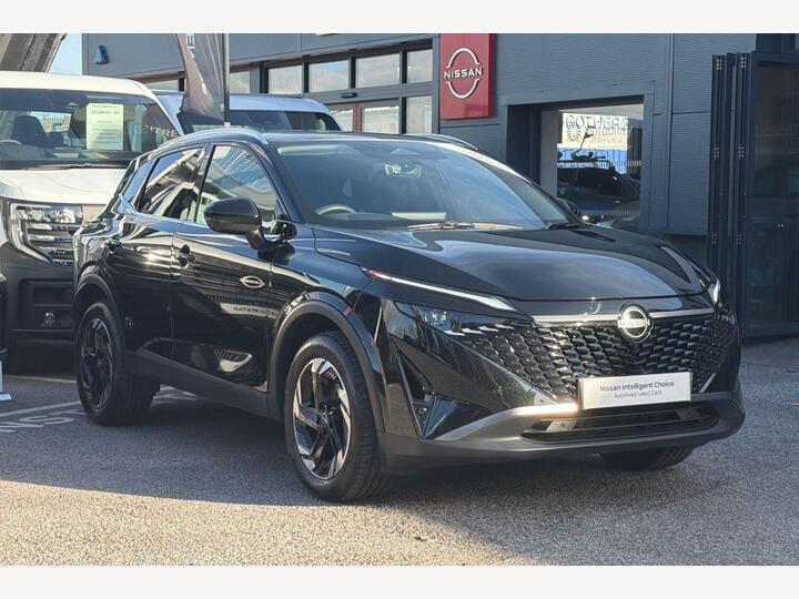 Nissan Qashqai 1.3 DIG-T MHEV N-Connecta Euro 6 (s/s) 5dr