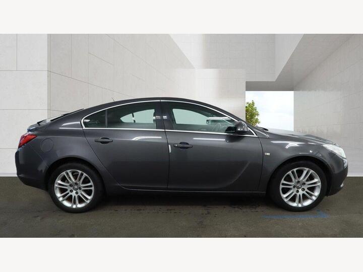 Vauxhall Insignia 1.8 16V Exclusiv Euro 5 5dr