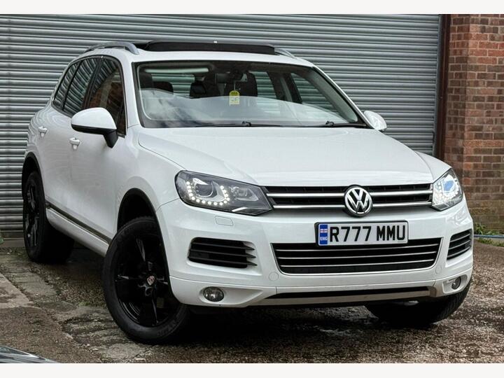 Volkswagen Touareg 3.0 TDI V6 BlueMotion Tech SE Tiptronic 4WD Euro 5 (s/s) 5dr