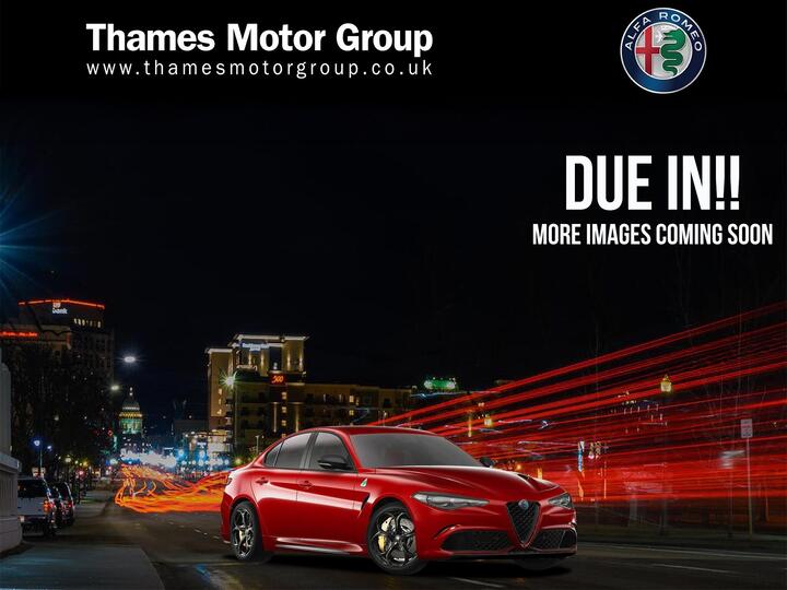 Alfa Romeo Giulietta 1.4 TB Sprint Euro 6 (s/s) 5dr Alfa Romeo Giulietta 1.4 TB Sprint Euro 6 (s/s) 5dr