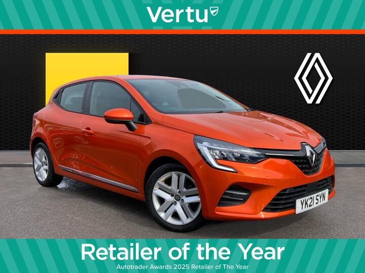 Renault Clio 1.6 E-TECH Play Auto Euro 6 (s/s) 5dr Renault Clio 1.6 E-TECH Play Auto Euro 6 (s/s) 5dr