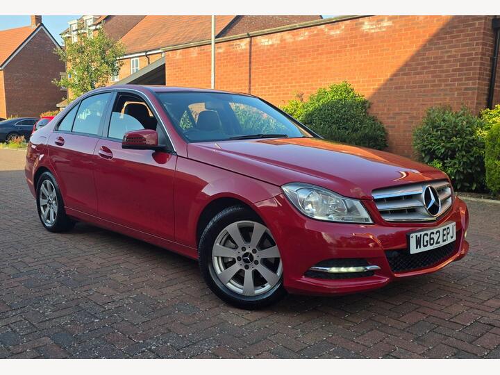 Mercedes-Benz C Class 1.6 C180 BlueEfficiency Executive SE G-Tronic+ Euro 5 (s/s) 4dr