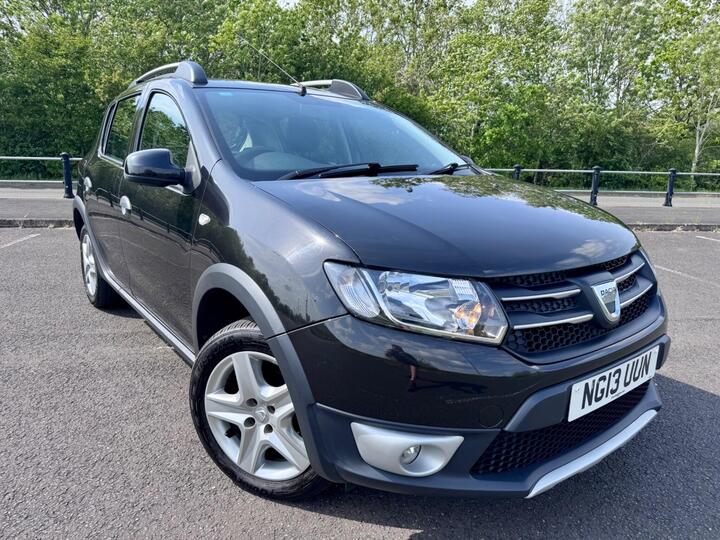 Dacia Sandero Stepway 0.9 TCe Laureate Euro 5 5dr