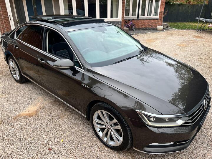 Volkswagen Passat 2.0 TSI R-Line DSG Euro 6 (s/s) 4dr