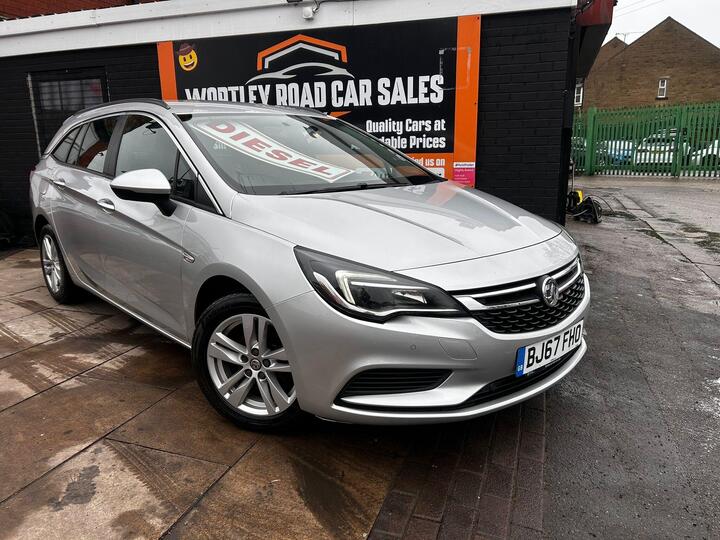 Vauxhall Astra 1.6 CDTi EcoTEC BlueInjection Tech Line Nav Sports Tourer Euro 6 (s/s) 5dr