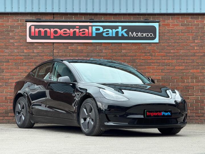 Tesla Model 3 Standard Range Plus Auto RWD 4dr