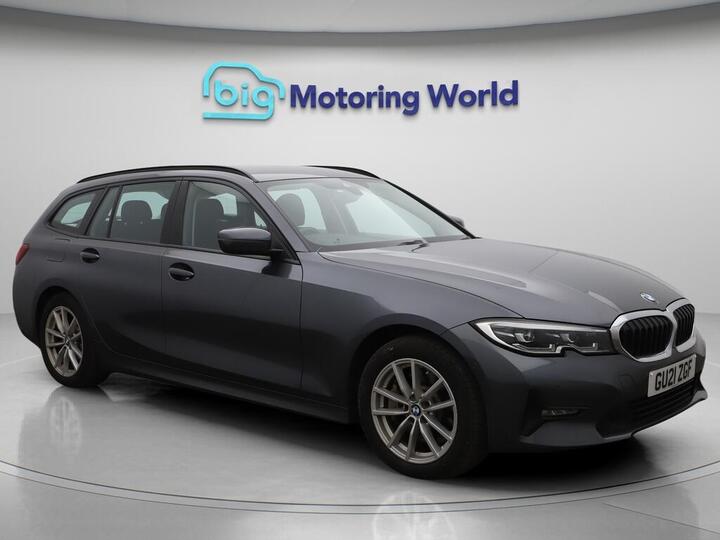 BMW 3 Series 2.0 330e 12kWh SE Pro Touring Auto Euro 6 (s/s) 5dr