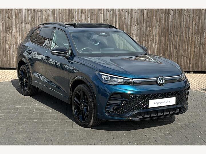 Volkswagen Tiguan 2.0 TDI R-Line DSG Euro 6 (s/s) 5dr