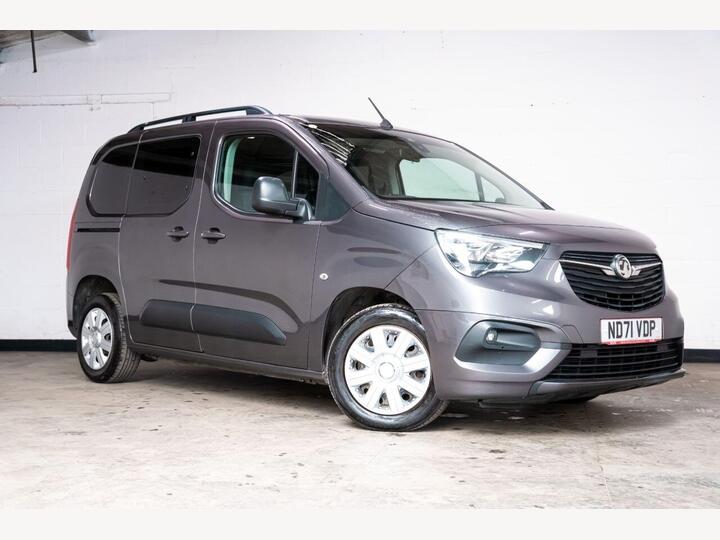 Vauxhall COMBO LIFE 1.2 Turbo Edition Euro 6 (s/s) 5dr Vauxhall COMBO LIFE 1.2 Turbo Edition Euro 6 (s/s) 5dr