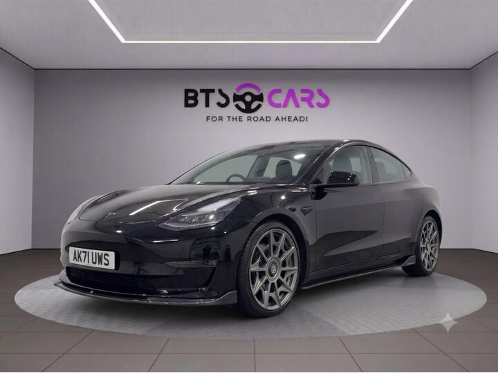 Tesla Model 3 (Dual Motor) Long Range Auto 4WDE 4dr