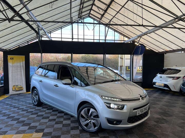 Citroen C4 PICASSO 2.0 BlueHDi Exclusive+ EAT6 Euro 6 (s/s) 5dr Citroen C4 PICASSO 2.0 BlueHDi Exclusive+ EAT6 Euro 6 (s/s) 5dr