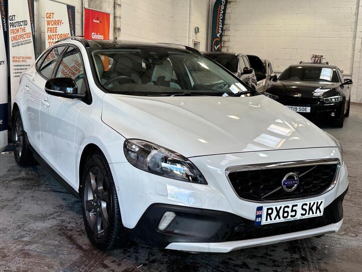 Volvo V40 Cross Country 2.0 D2 Lux Nav Auto Euro 6 (s/s) 5dr