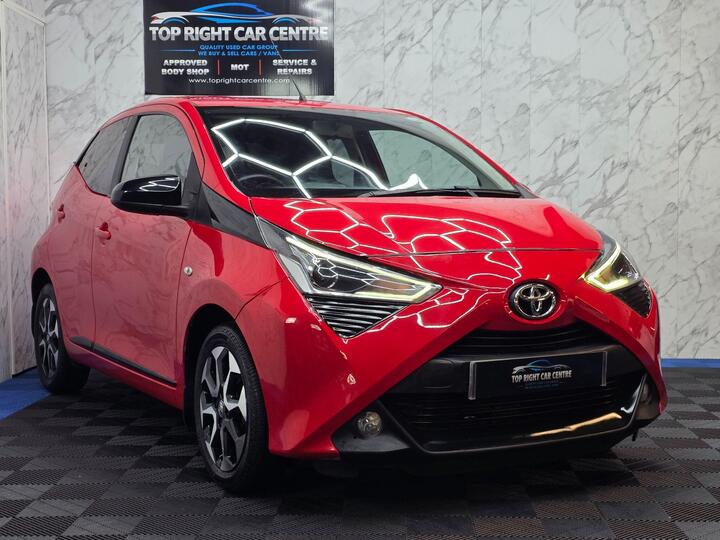 Toyota AYGO 1.0 VVT-i X-trend Funroof X-shift Euro 6 5dr