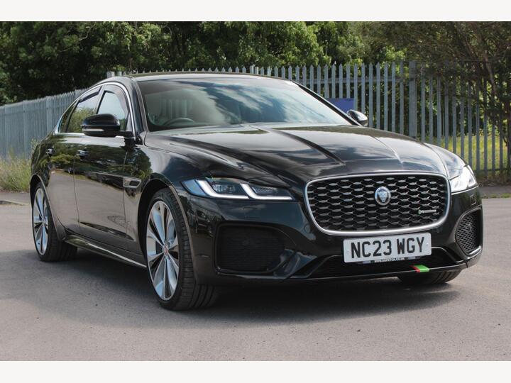 Jaguar XF 2.0 D200 MHEV R-Dynamic SE Auto Euro 6 (s/s) 4dr