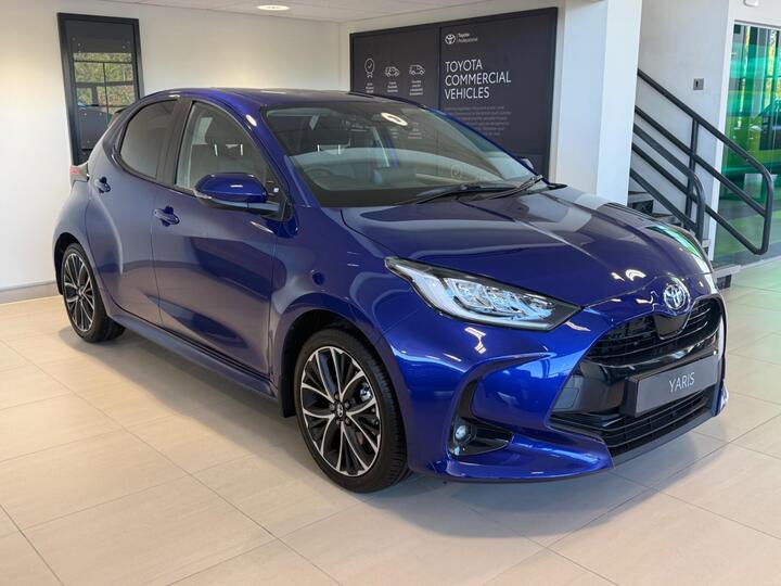 Toyota Yaris 1.5 VVT-h Design E-CVT Euro 6 (s/s) 5dr