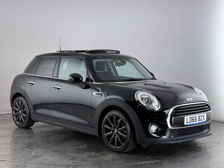 MINI Hatch 1.5 Cooper Auto Euro 6 (s/s) 5dr
