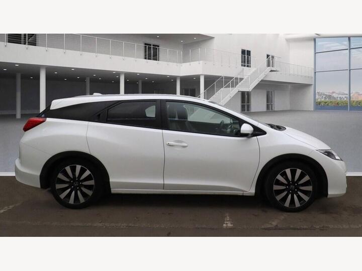 Honda Civic 1.8 I-VTEC SR Tourer Euro 6 (s/s) 5dr Honda Civic 1.8 I-VTEC SR Tourer Euro 6 (s/s) 5dr