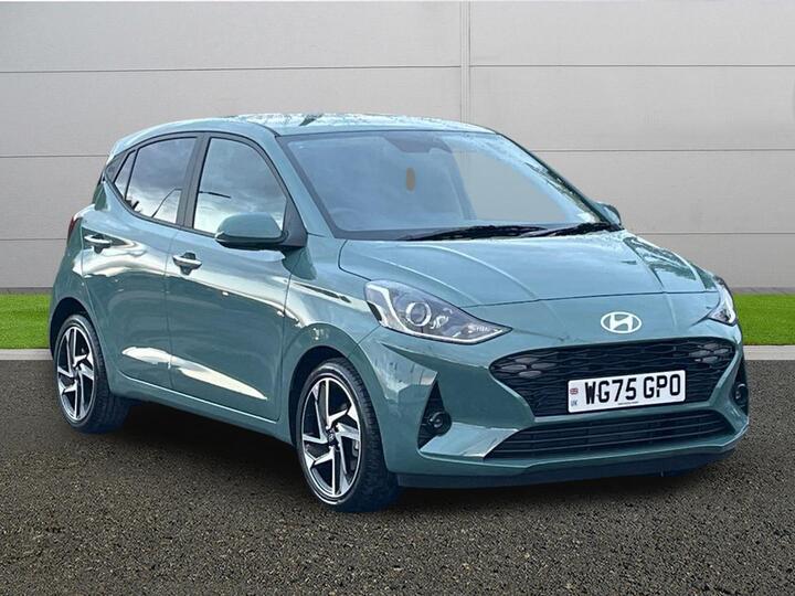 Hyundai I10 1.2 Premium Auto Euro 6 (s/s) 5dr Hyundai I10 1.2 Premium Auto Euro 6 (s/s) 5dr
