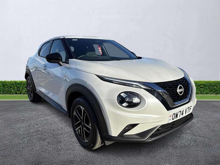 Nissan JUKE 1.0 DIG-T N-Connecta Euro 6 (s/s) 5dr