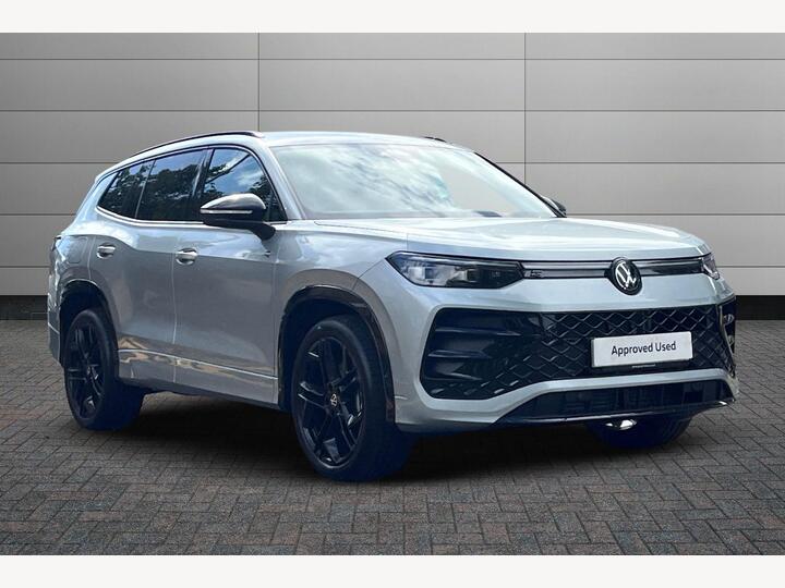 Volkswagen Tayron 1.5 ETSI MHEV R-Line DSG Euro 6 (s/s) 5dr Volkswagen Tayron 1.5 ETSI MHEV R-Line DSG Euro 6 (s/s) 5dr