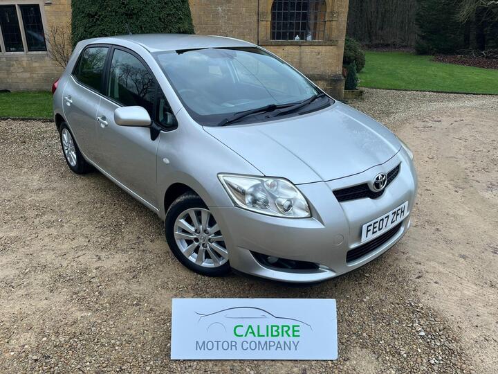 Toyota Auris 1.6 VVT-i T Spirit 5dr