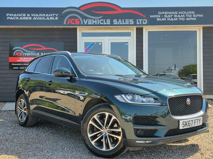 Jaguar F-PACE 3.0 D300 V6 Portfolio Auto AWD Euro 6 (s/s) 5dr