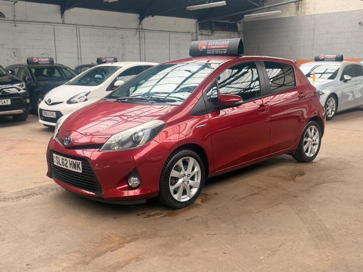 Toyota Yaris 1.5 VVT-h T Spirit CVT Euro 5 5dr
