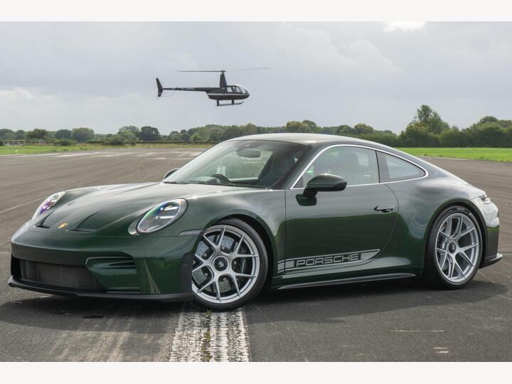 Porsche 911 4.0 992 GT3 Touring PDK Euro 6 2dr