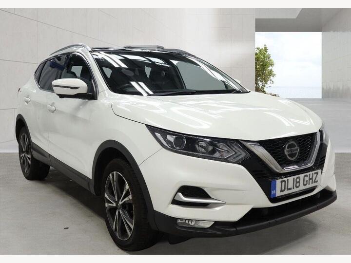 Nissan QASHQAI 1.5 DCi N-Connecta Euro 6 (s/s) 5dr