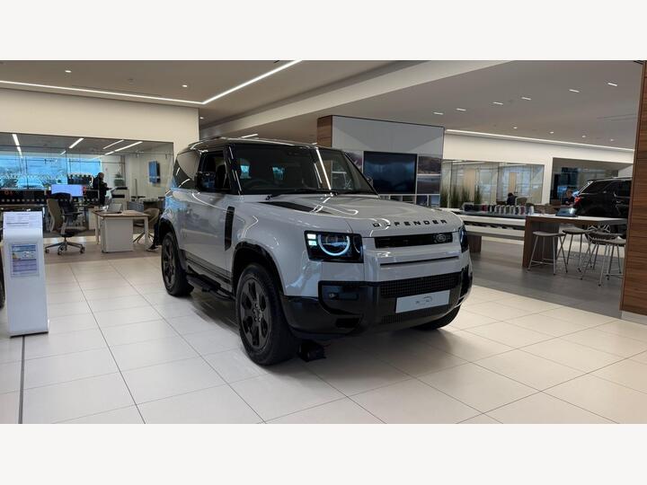 Land Rover Defender 90 3.0 D250 MHEV X-Dynamic SE Auto 4WD Euro 6 (s/s) 3dr