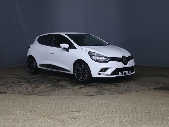Renault CLIO 0.9 TCe Iconic Euro 6 (s/s) 5dr Renault CLIO 0.9 TCe Iconic Euro 6 (s/s) 5dr