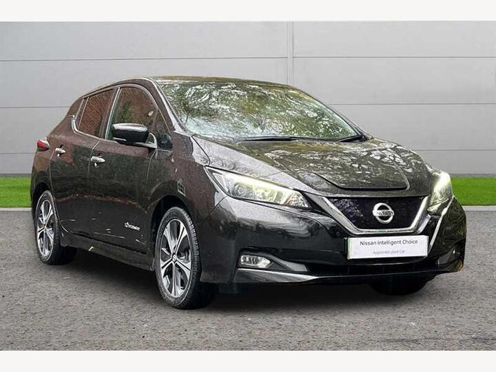 Nissan LEAF 40kWh N-Connecta Auto 5dr Nissan LEAF 40kWh N-Connecta Auto 5dr