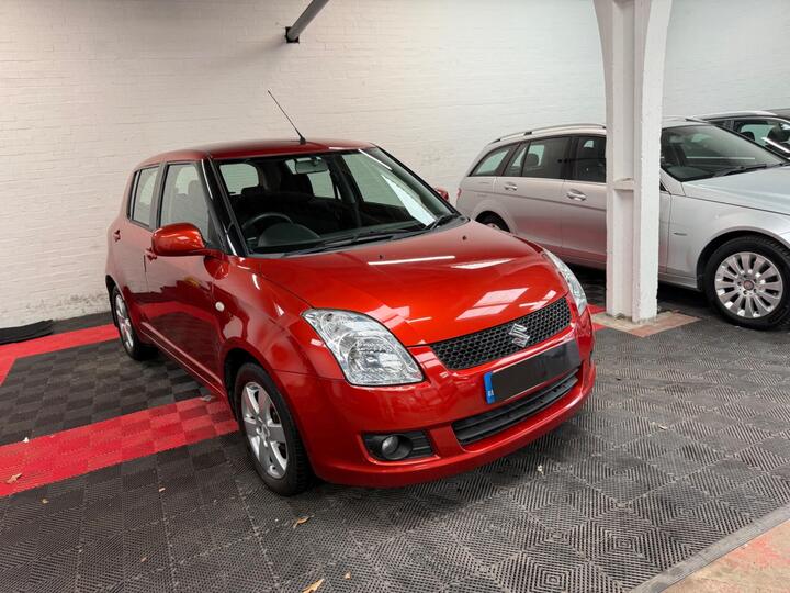 Suzuki Swift 1.5 GLX 5dr