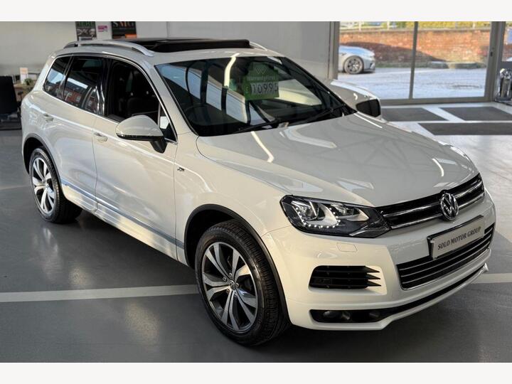 Volkswagen TOUAREG 3.0 TDI V6 BlueMotion Tech R-Line Tiptronic 4WD Euro 5 (s/s) 5dr