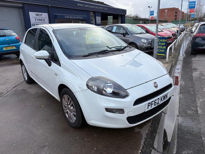 Fiat PUNTO 1.2 Easy Manual Euro 5 5dr