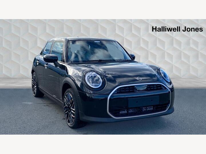 MINI Cooper 1.5C Exclusive Steptronic Euro 6 (s/s) 5dr