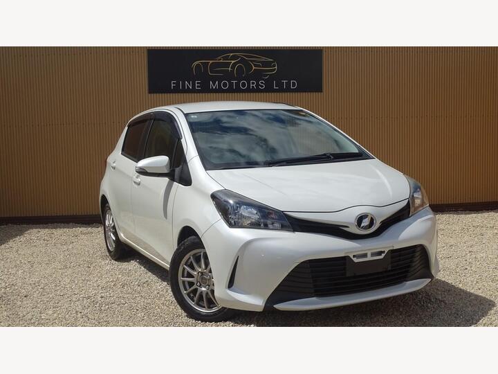 Toyota YARIS 1.33 Dual VVT-i Design Multidrive S Euro 6 5dr
